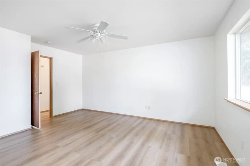 Property photo for 12928 95th Avenue Ct E, Puyallup photo 20