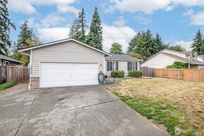 Property photo for 12928 95th Avenue Ct E, Puyallup photo 2