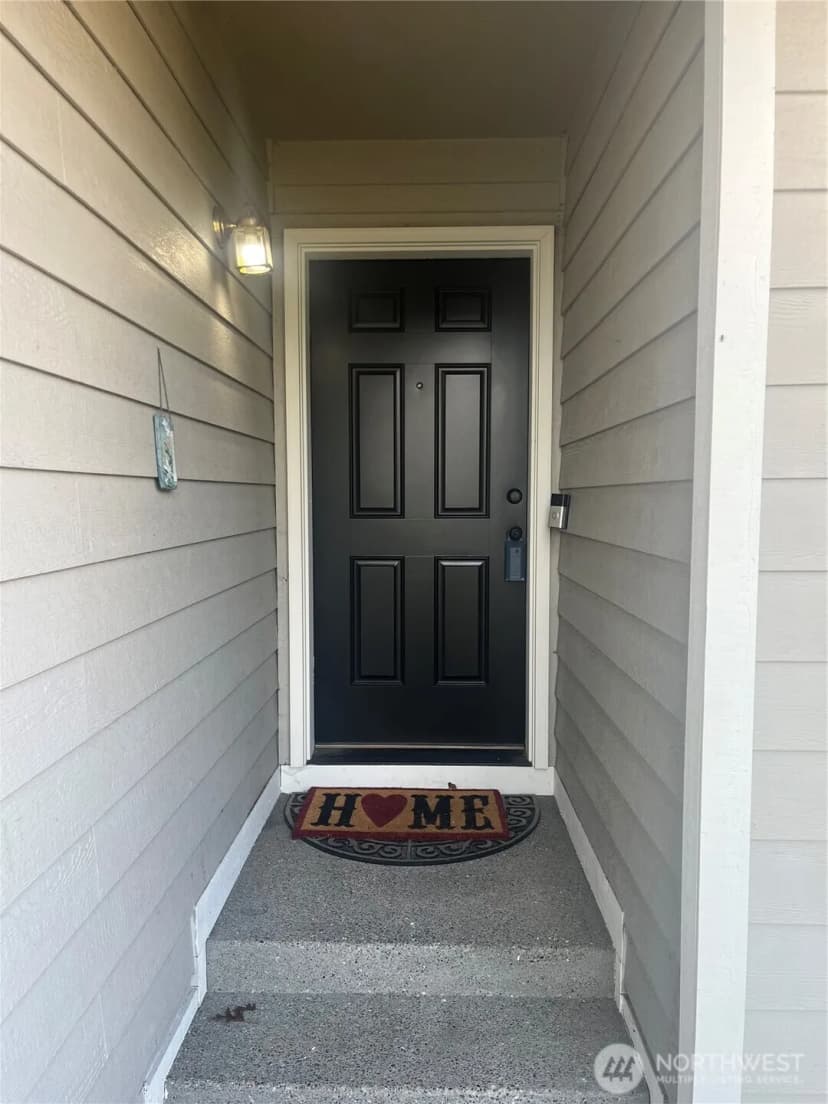 Property photo for 12928 95th Avenue Ct E, Puyallup photo 6