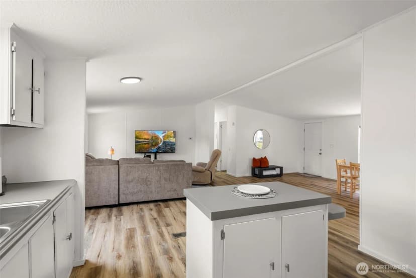 Property photo for 3807 6th Street, Bremerton photo 10
