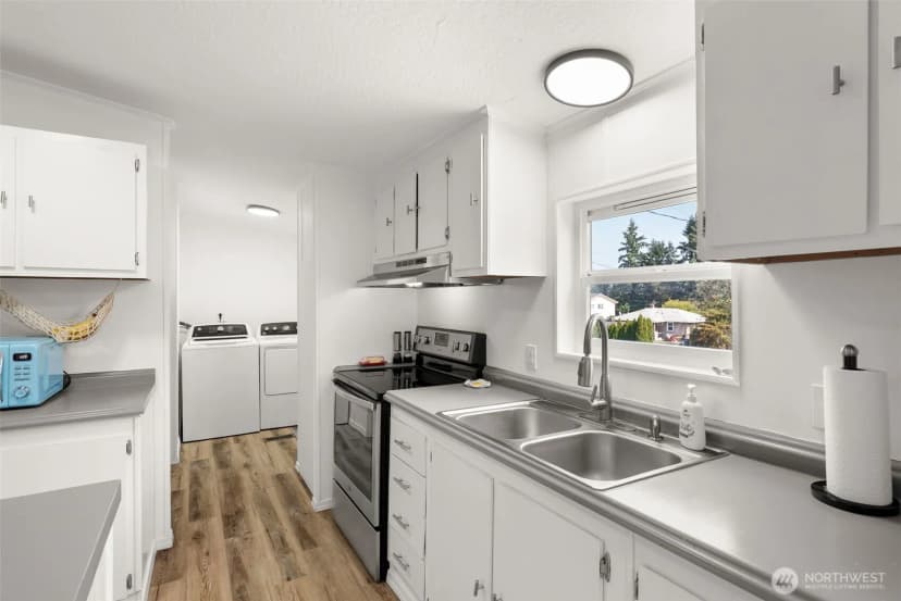 Property photo for 3807 6th Street, Bremerton photo 13