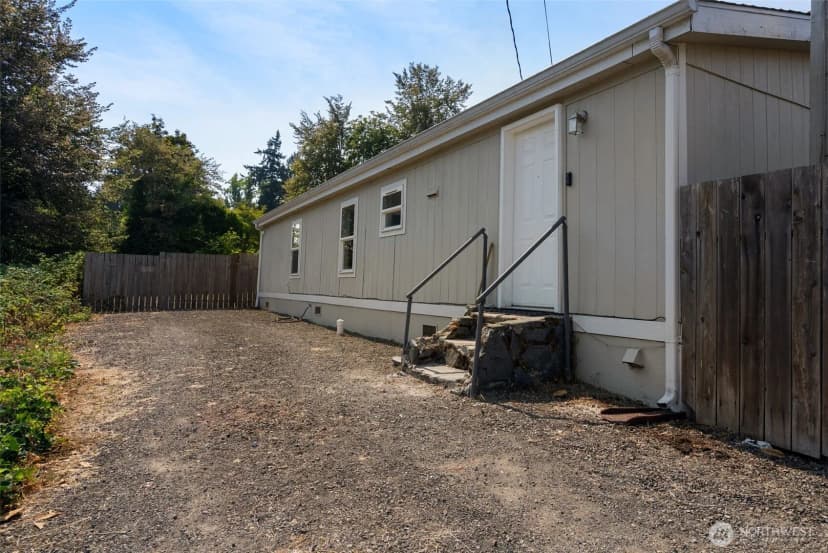 Property photo for 3807 6th Street, Bremerton photo 24