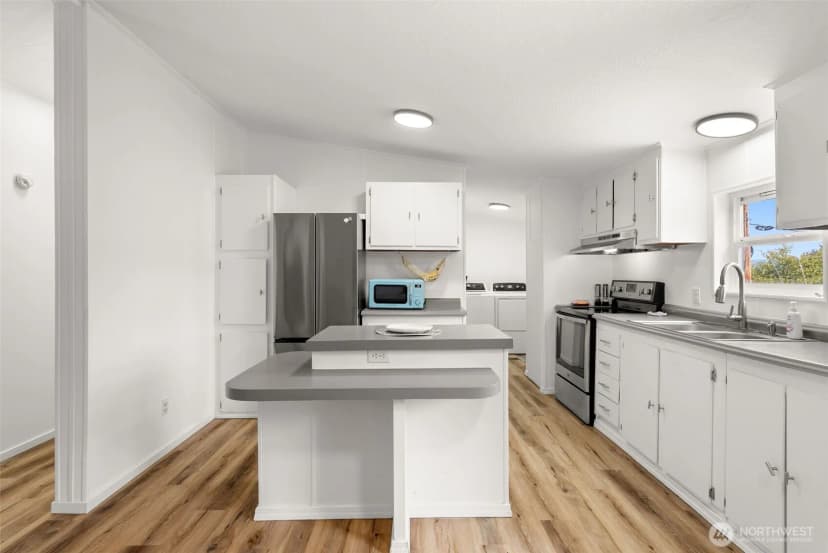 Property photo for 3807 6th Street, Bremerton photo 12
