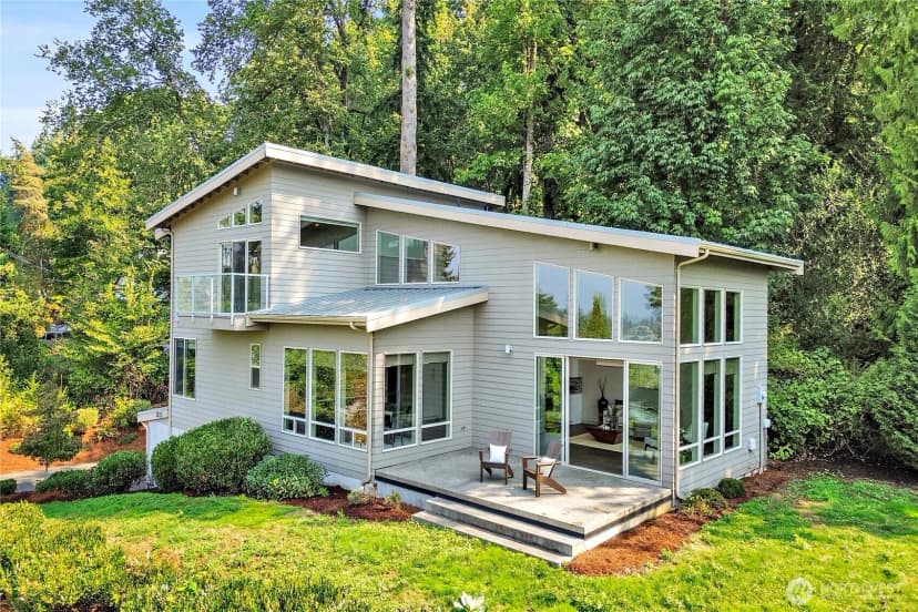 Property photo for 1615 Samish Way, Bellingham photo 4