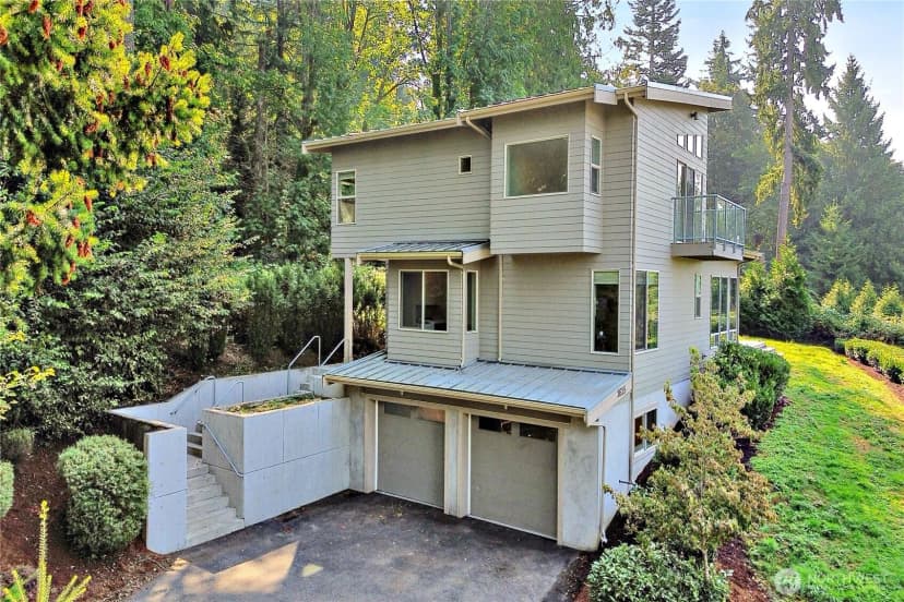 Property photo for 1615 Samish Way, Bellingham photo 2