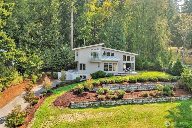 Property photo for 1615 Samish Way, Bellingham photo 3