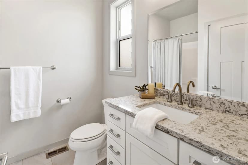 Property photo for 1615 Samish Way, Bellingham photo 23