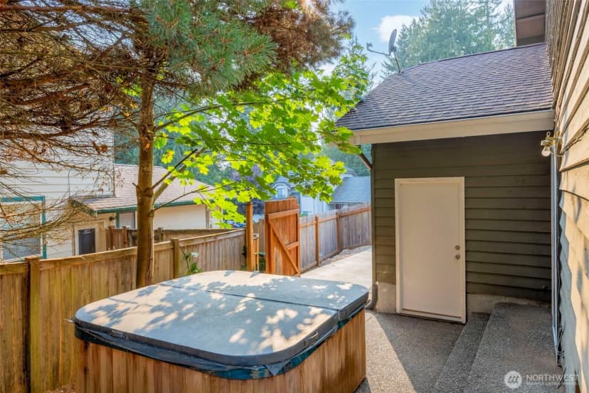 Property photo for 985 Colby Court Ne, Bremerton photo 35