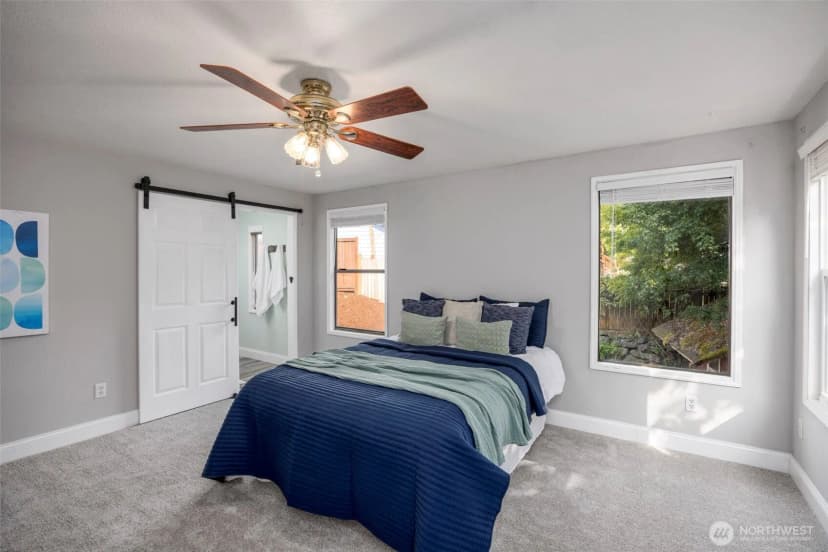 Property photo for 985 Colby Court Ne, Bremerton photo 13