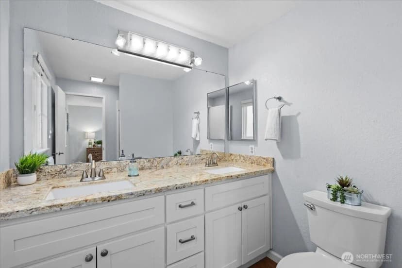 Property photo for 33304 33rd Place Sw, Federal Way photo 18
