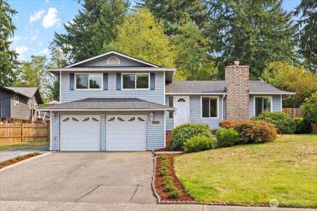 Property photo for 33304 33rd Place Sw, Federal Way photo 2