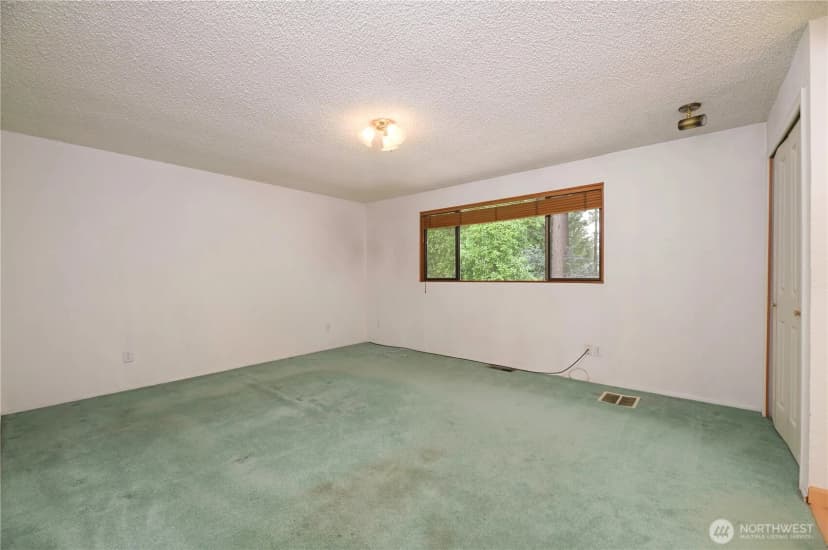 Property photo for 4726 Picnic Point Rd, Edmonds photo 21