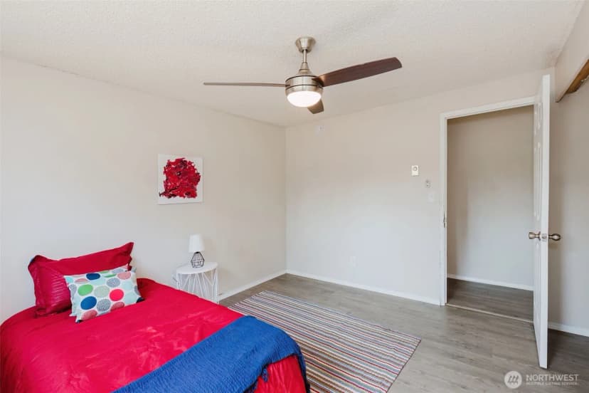 Property photo for 4209 Westview Drive, Bremerton photo 18