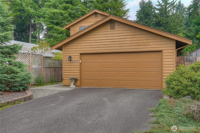 Property photo for 4605 73rd Avenue Ct W, University Place photo 2