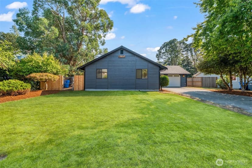 Property photo for 8504 Morland Avenue Sw, Lakewood photo 37
