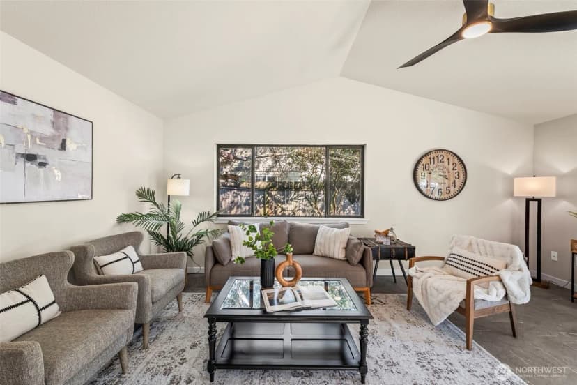 Property photo for 8504 Morland Avenue Sw, Lakewood photo 15
