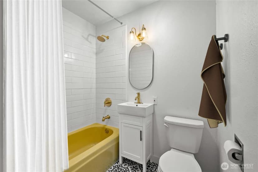 Property photo for 116 W 3rd Street, Aberdeen photo 20