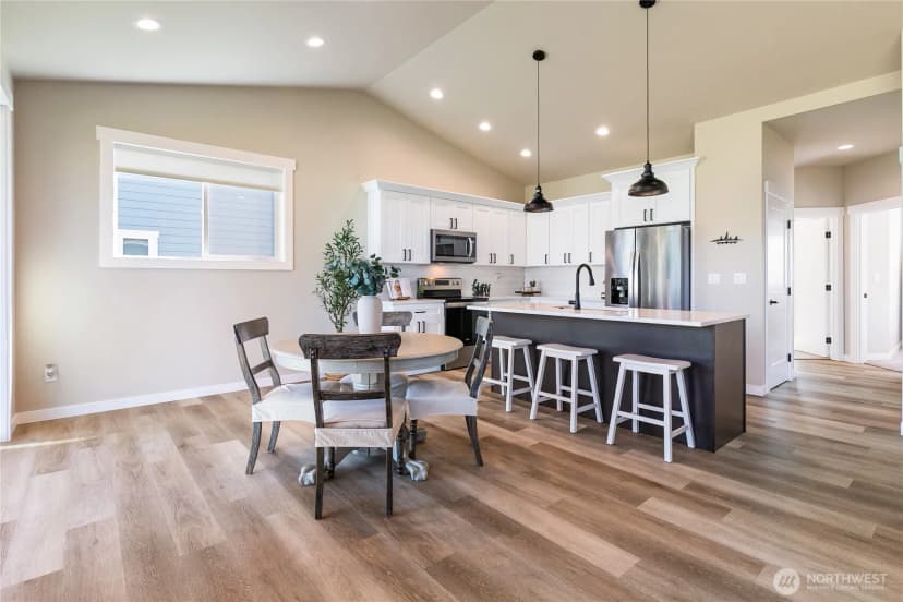 Property photo for 201 Brentwood Drive, Nooksack photo 7