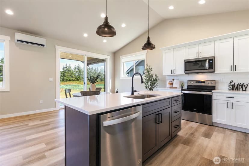 Property photo for 201 Brentwood Drive, Nooksack photo 12