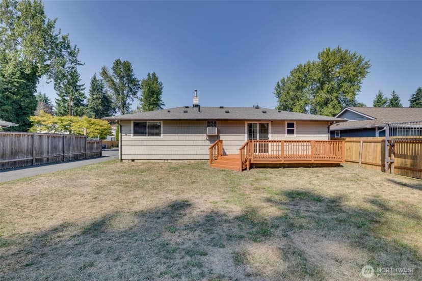 Property photo for 108 107th St Sw, Everett photo 22