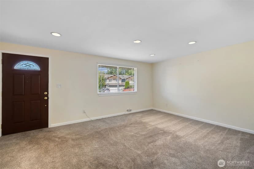 Property photo for 108 107th St Sw, Everett photo 4