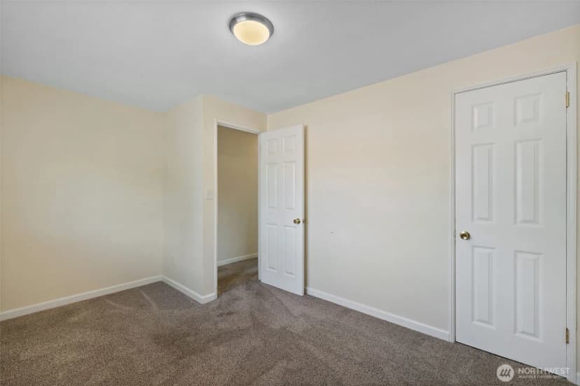 Property photo for 108 107th St Sw, Everett photo 16