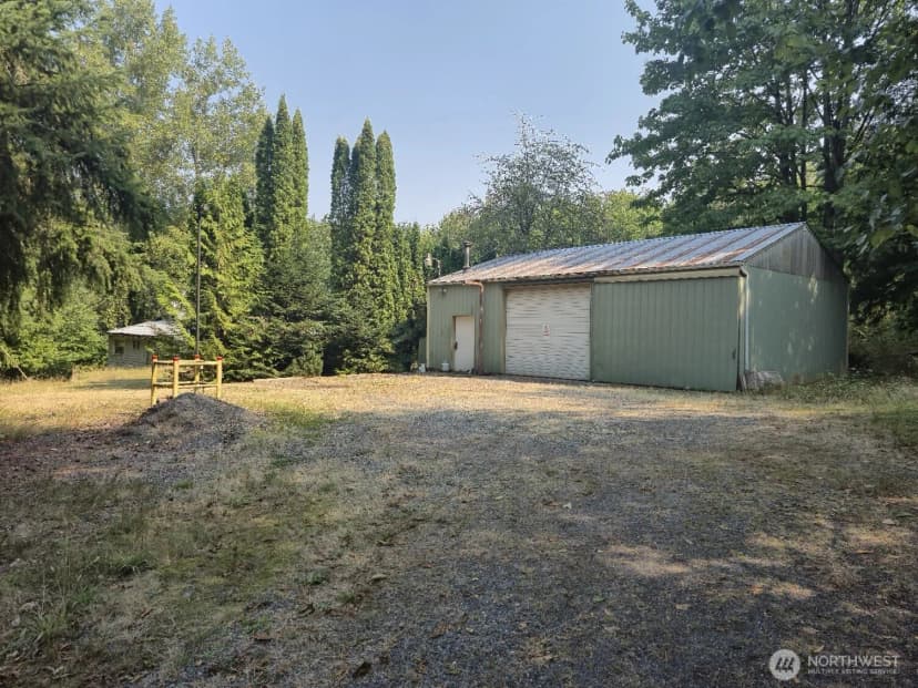 Property photo for 4680 Everson Goshen Road, Bellingham photo 4