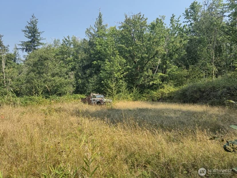 Property photo for 4680 Everson Goshen Road, Bellingham photo 12