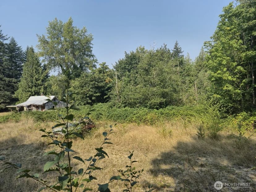 Property photo for 4680 Everson Goshen Road, Bellingham photo 11