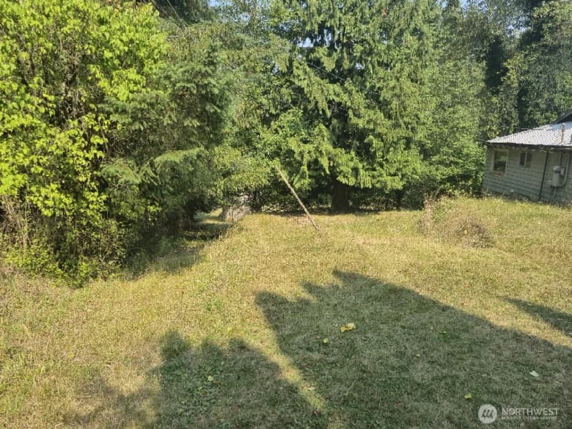 Property photo for 4680 Everson Goshen Road, Bellingham photo 16