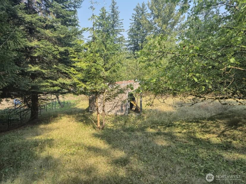 Property photo for 4680 Everson Goshen Road, Bellingham photo 18