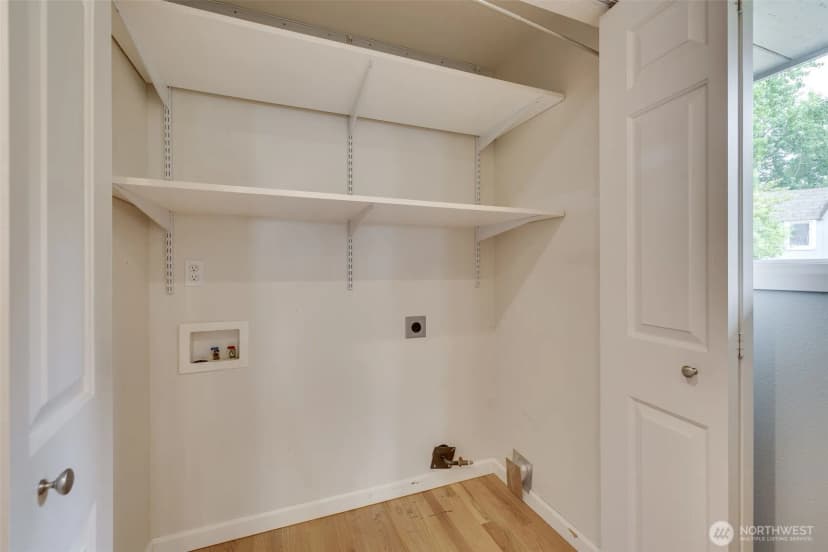 Property photo for 9203 Baring Way, Everett photo 24