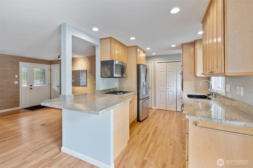 Property photo for 9203 Baring Way, Everett photo 9