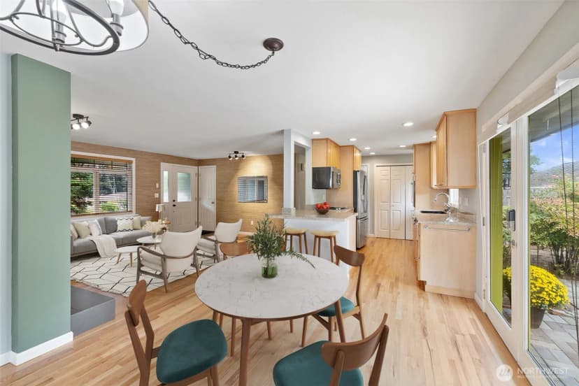 Property photo for 9203 Baring Way, Everett photo 15