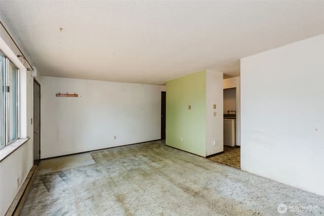Property photo for 802 California Avenue Se, Port Orchard photo 3