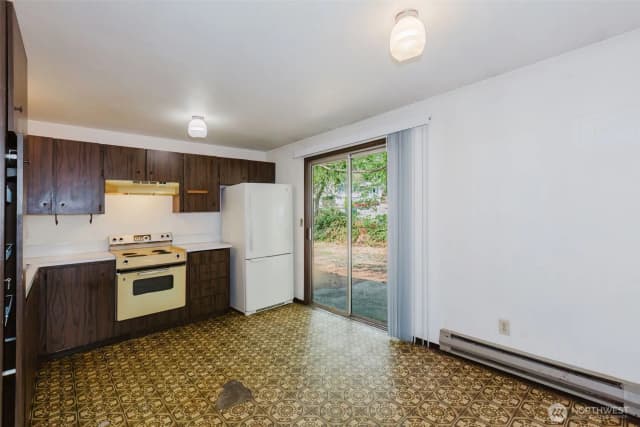 Property photo for 802 California Avenue Se, Port Orchard photo 5