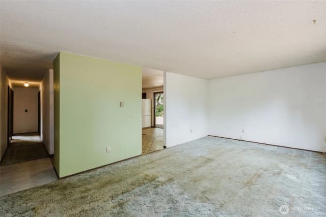Property photo for 802 California Avenue Se, Port Orchard photo 2