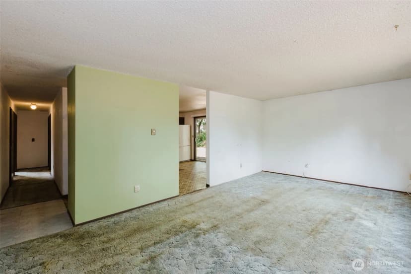 Property photo for 802 California Avenue Se, Port Orchard photo 2