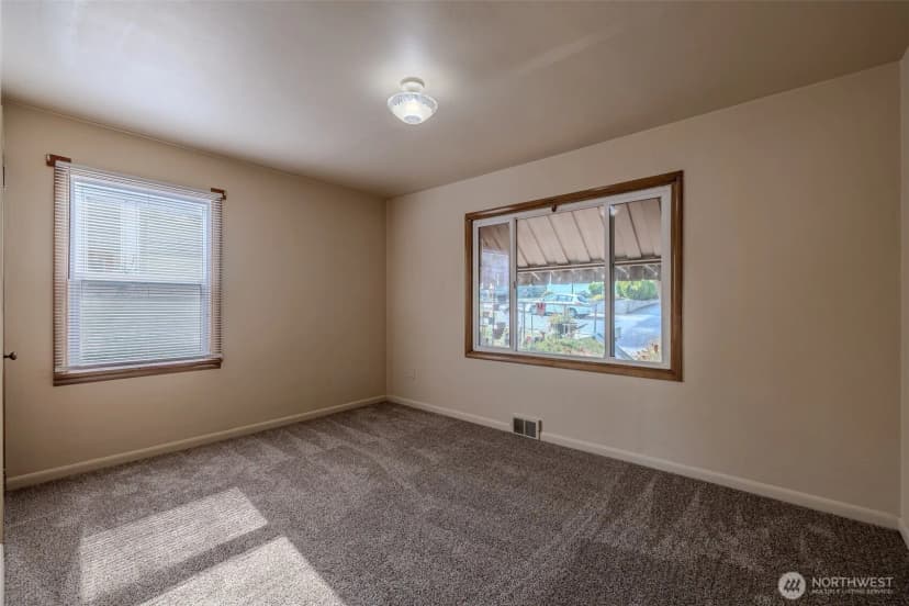 Property photo for 741 Methow Street, Wenatchee photo 15