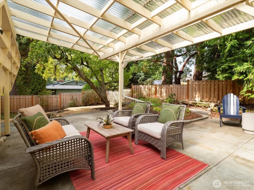Property photo for 422 Nw 196th Place, Shoreline photo 13