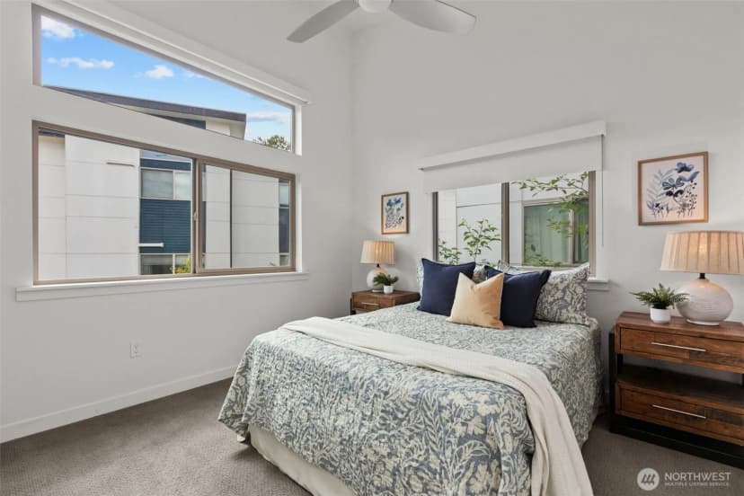 Property photo for 4264 S Greenbelt Station Drive, Seattle photo 14