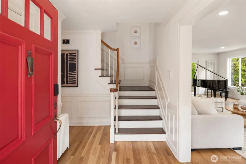 Property photo for 12653 Avondale Road Ne, Redmond photo 7