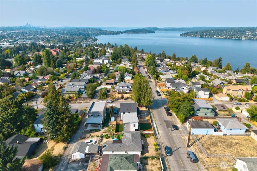 Property photo for 10005 62nd Avenue S, Seattle photo 33