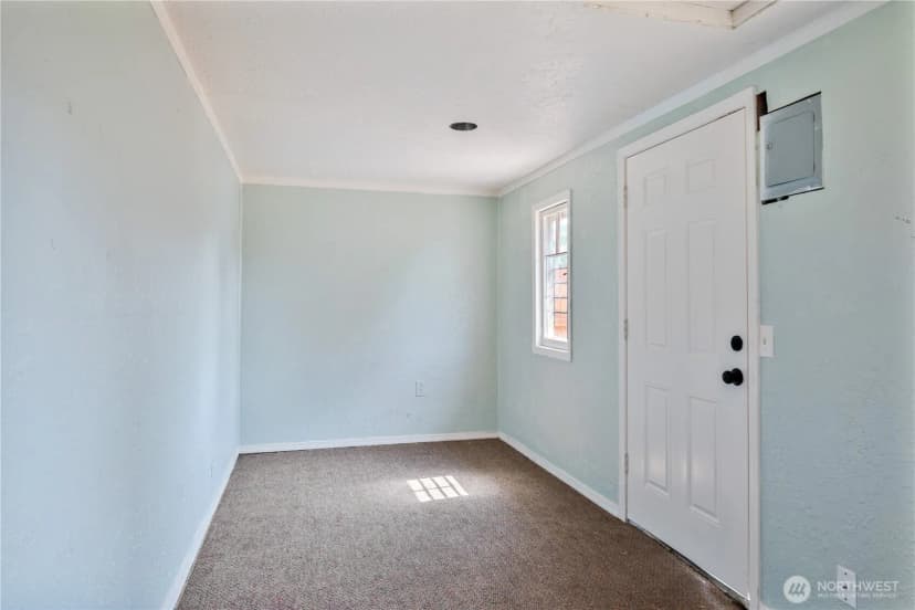 Property photo for 906 S 6th Avenue, Kelso photo 25