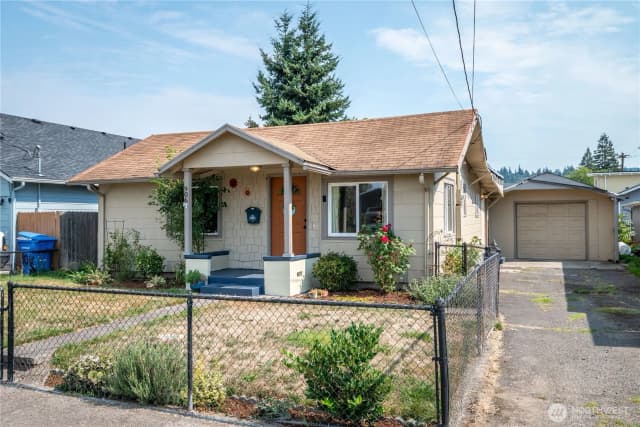 Property photo for 906 S 6th Avenue, Kelso photo 3