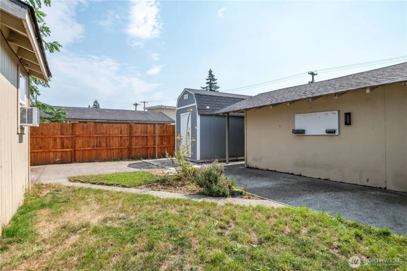 Property photo for 906 S 6th Avenue, Kelso photo 28