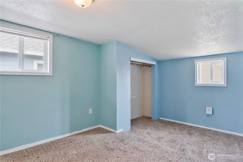 Property photo for 906 S 6th Avenue, Kelso photo 16
