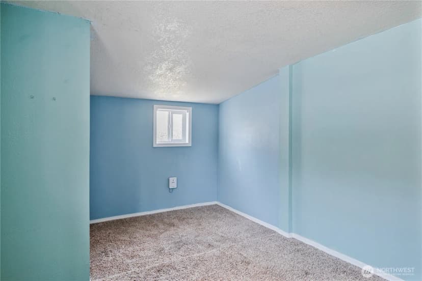 Property photo for 906 S 6th Avenue, Kelso photo 17