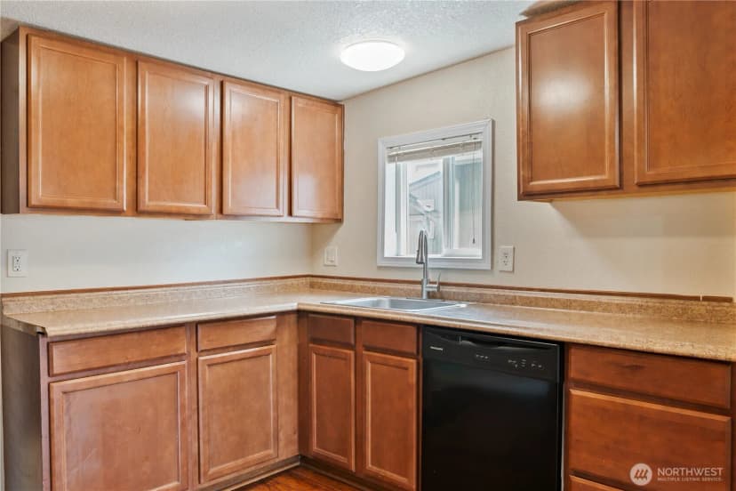 Property photo for 906 S 6th Avenue, Kelso photo 13