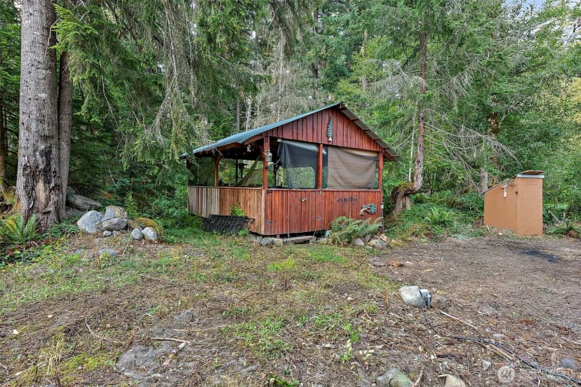 Property photo for 270 Skate Creek Road N, Ashford photo 25
